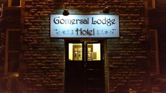 Gomersal alojamiento Hotel Cleckheaton Exterior foto